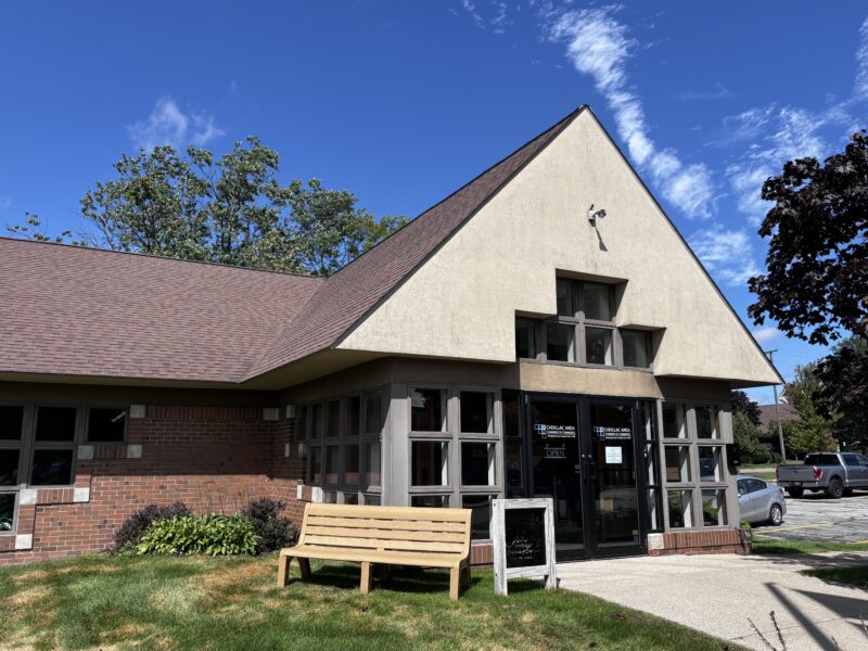 BUILDING